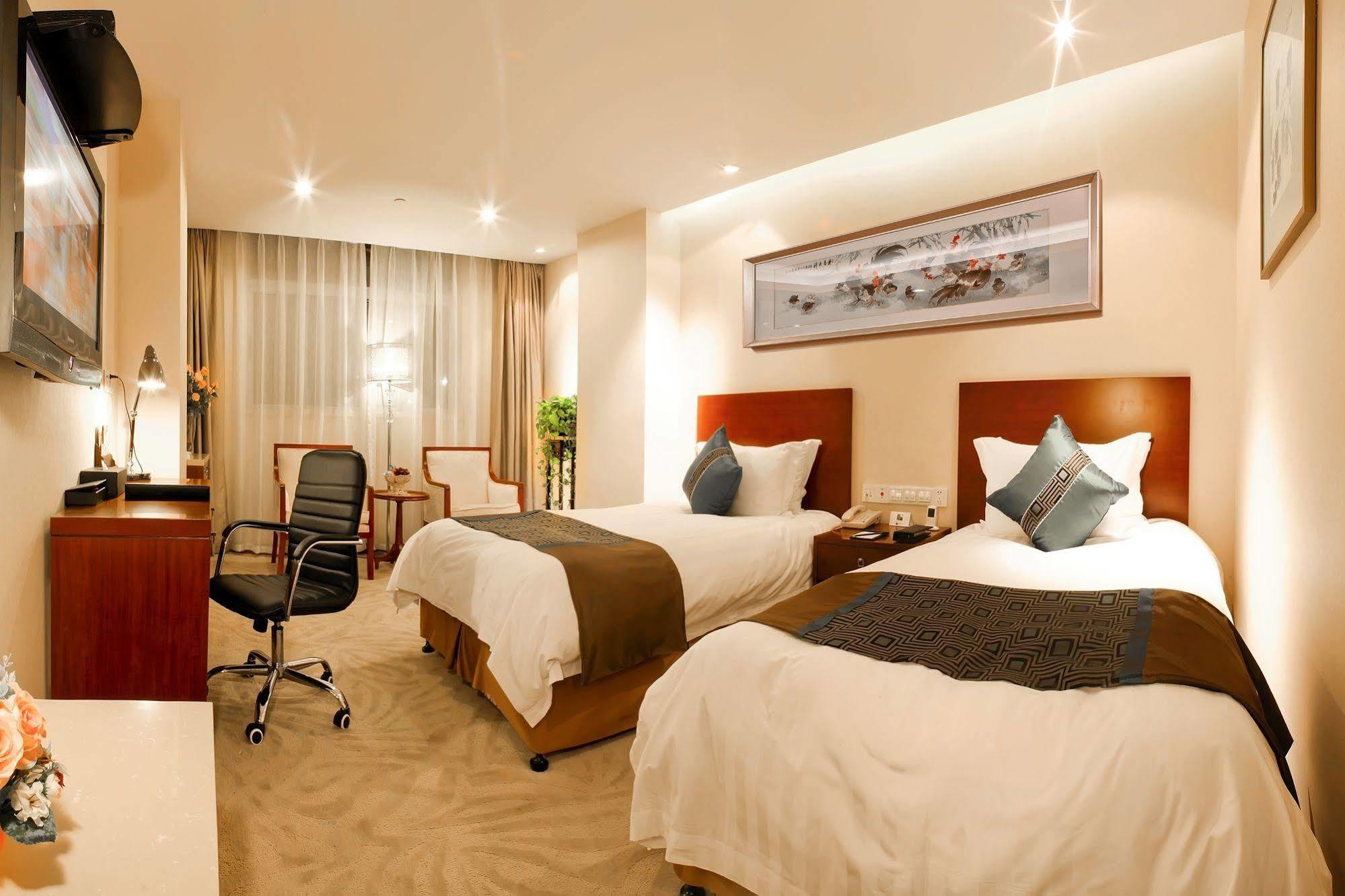 Landison Plaza International Hotel Zhenjiang  Exterior foto